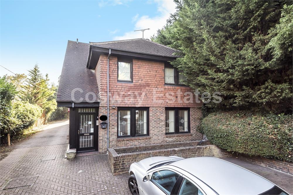 Highwood Hill, Mill Hill, NW7